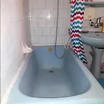 Budget-friendly 2br Near The Sea - Smart Layout For Privacy 아파트 *