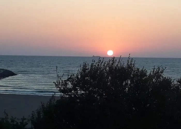 Budget-friendly 2br Near The Sea - Smart Layout For Privacy Konstanca