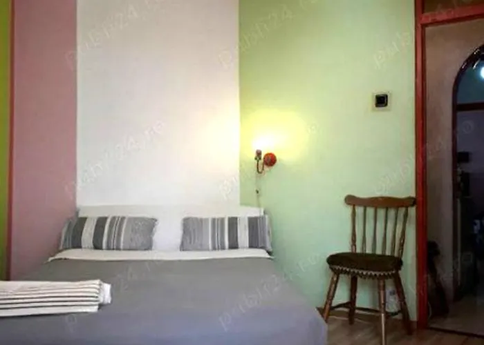 Apartman Budget-friendly 2br Near The Sea - Smart Layout For Privacy Konstanca